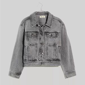 Madewell Oversized Trucker Jean Jacket (Cropped) Medium
